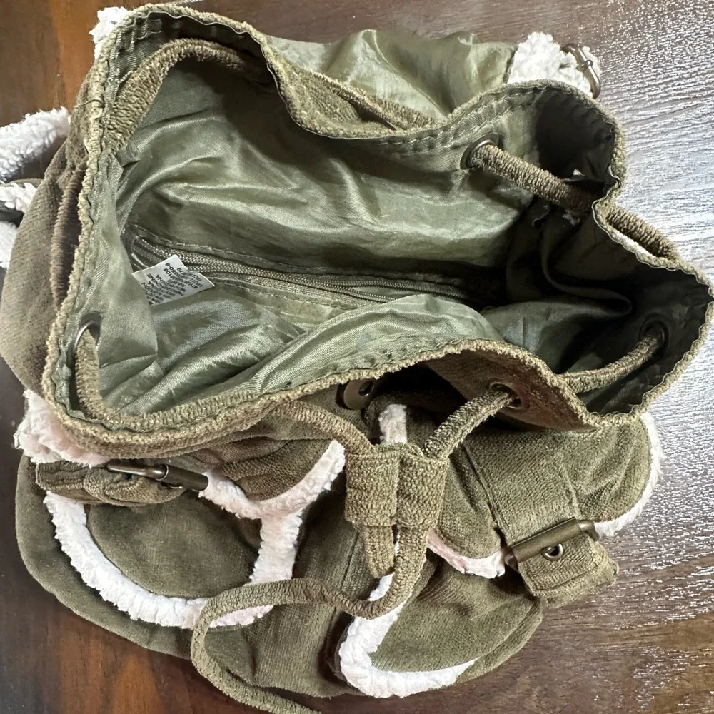 Faded Glory Olive Green Backpack with Cream‎ Shearling Trim